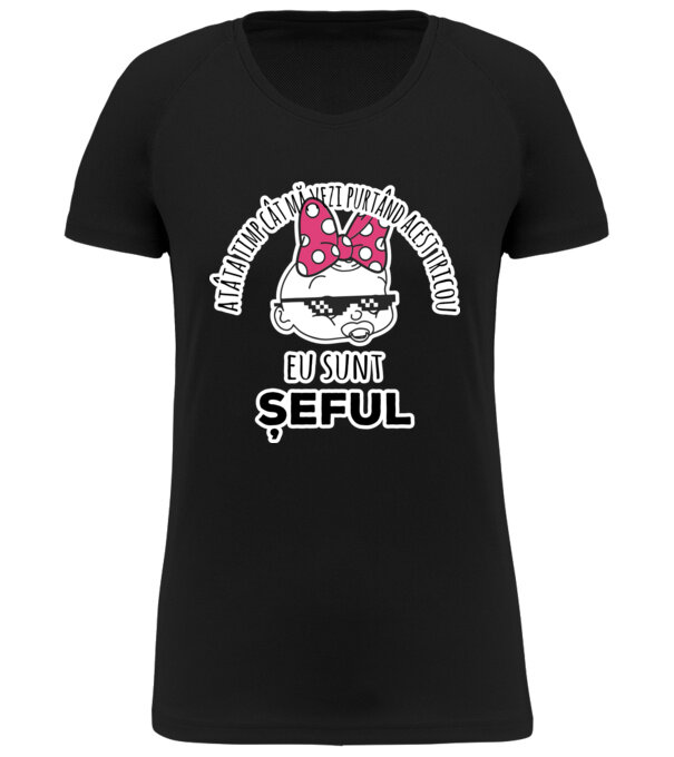  model  pe tricou