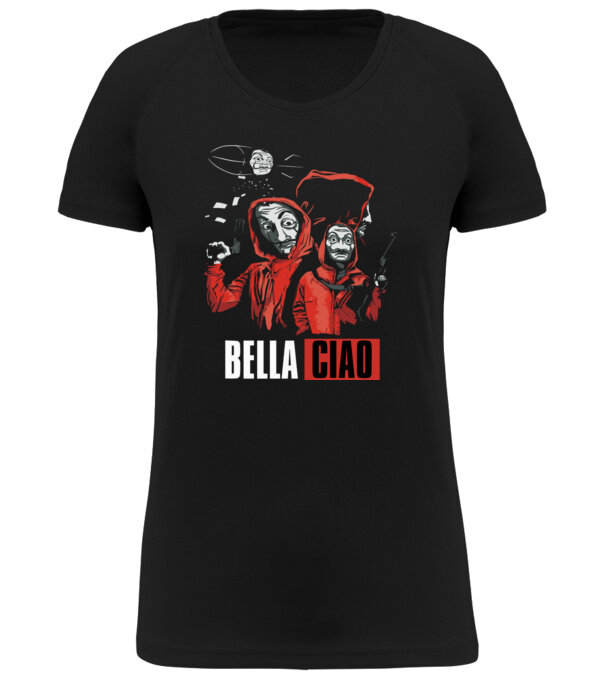  model  pe tricou