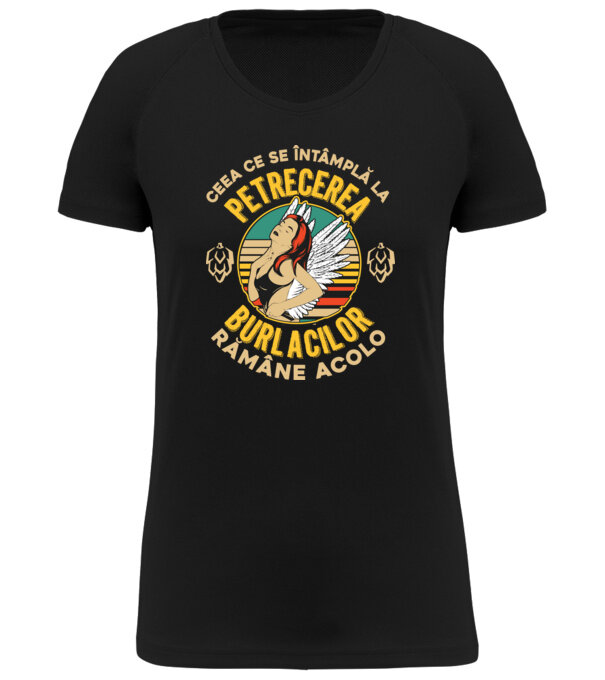  model  pe tricou
