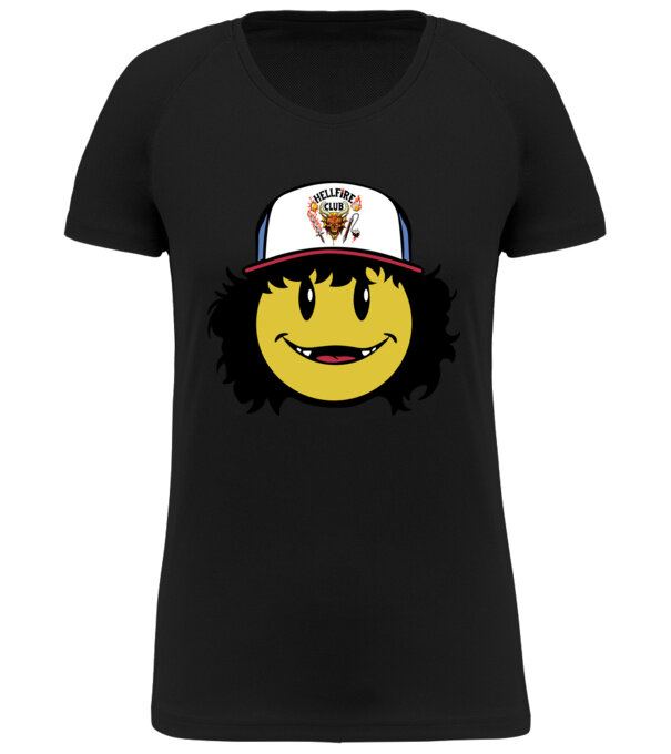  model  pe tricou