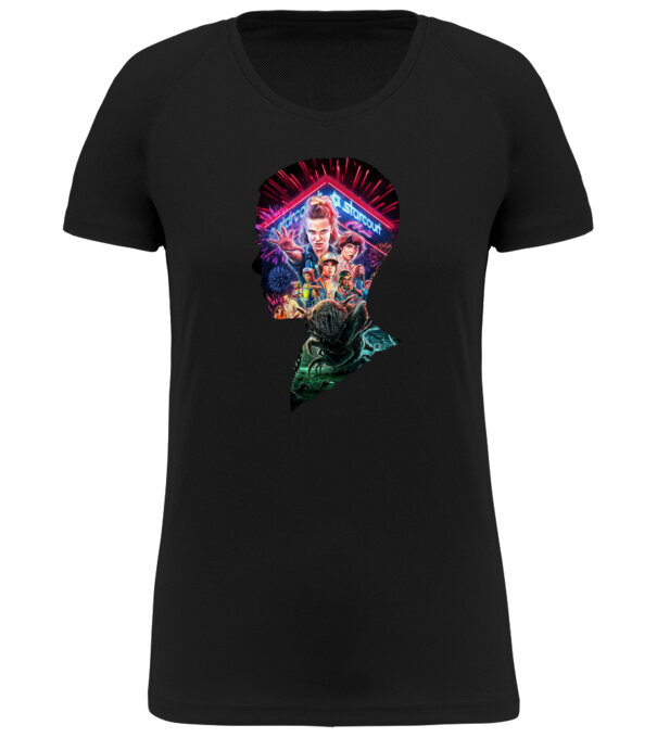 model  pe tricou