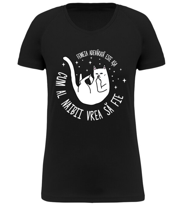  model  pe tricou