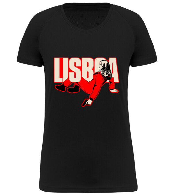  model  pe tricou