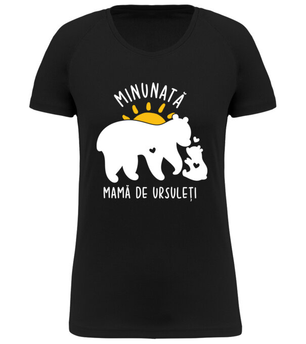  model  pe tricou