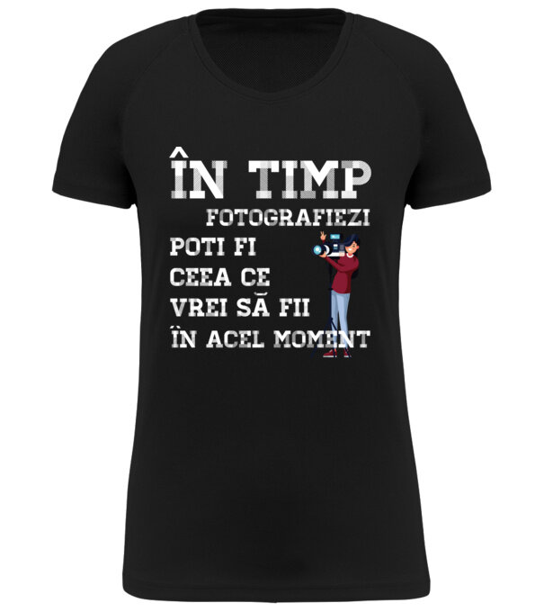  model  pe tricou