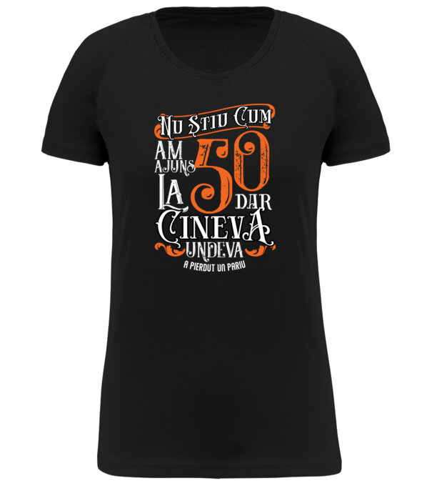  model  pe tricou