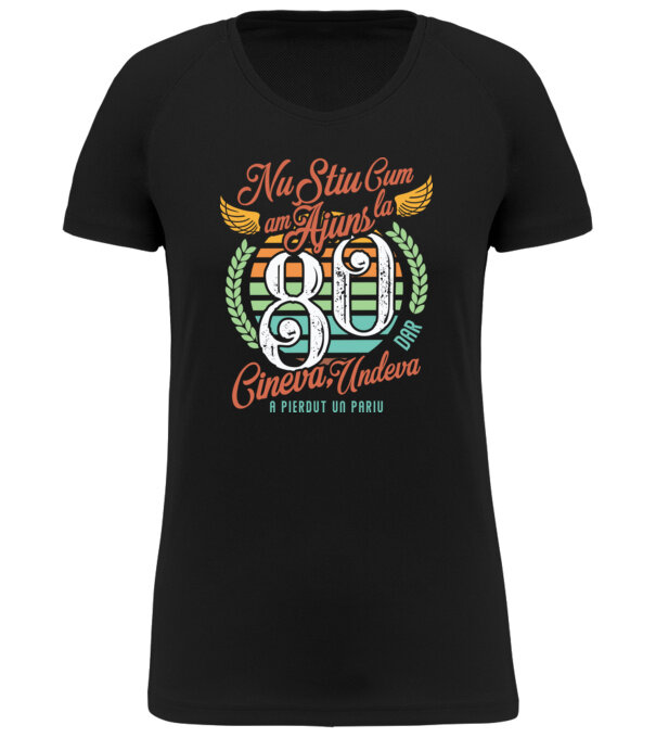  model  pe tricou