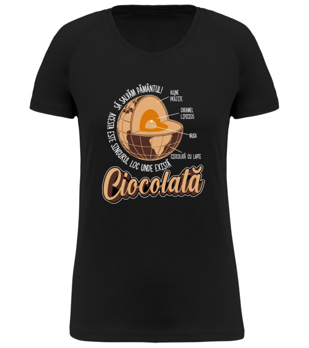 model  pe tricou