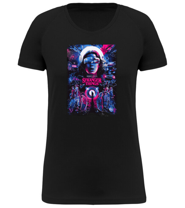  model  pe tricou