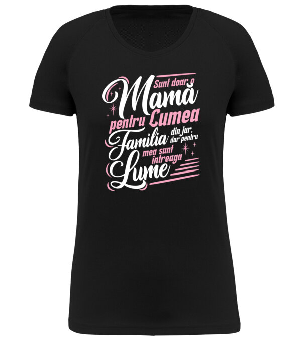  model  pe tricou