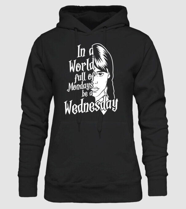 Be a Wednesday model negru pe tricou