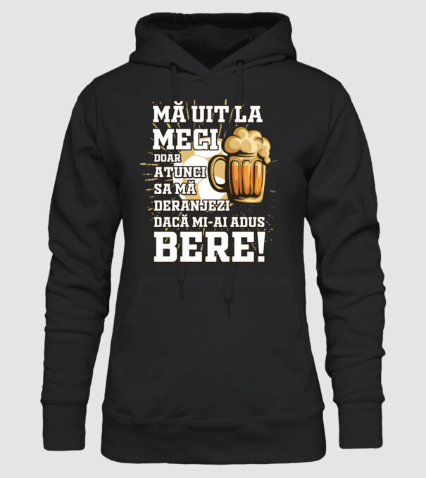 Mă uit la meci model negru pe tricou