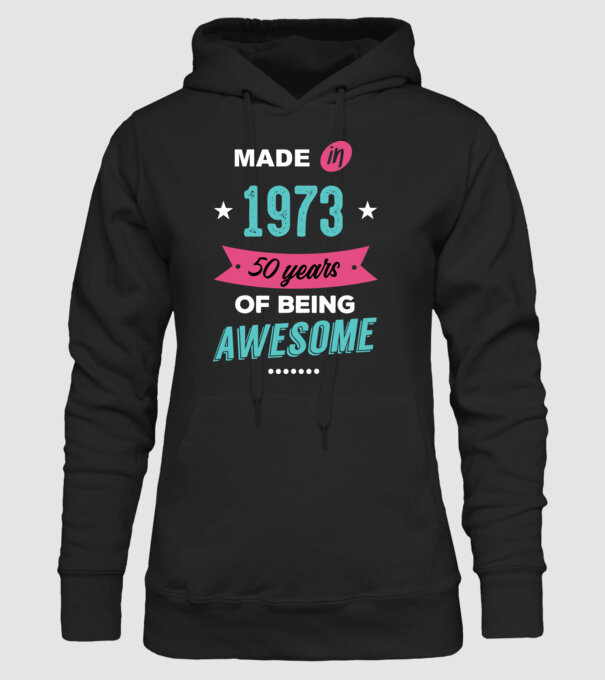 MADE IN 1973 model negru pe tricou