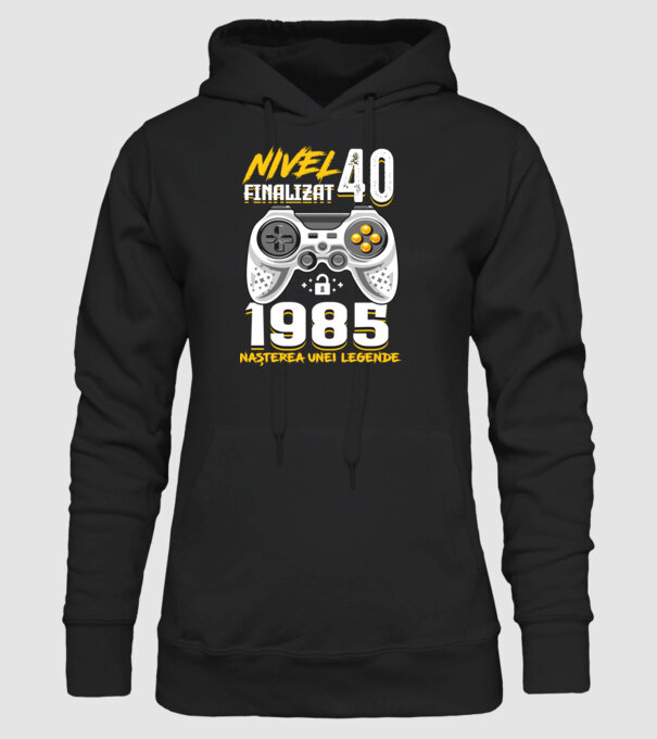 Nivel Finalizat 40 model negru pe tricou