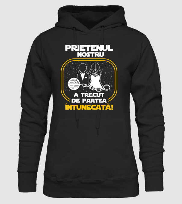 Prietenul nostru a trecut de partea întunecată model negru pe tricou