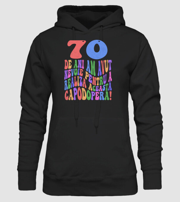 Realiza această capodoperă 70 model negru pe tricou