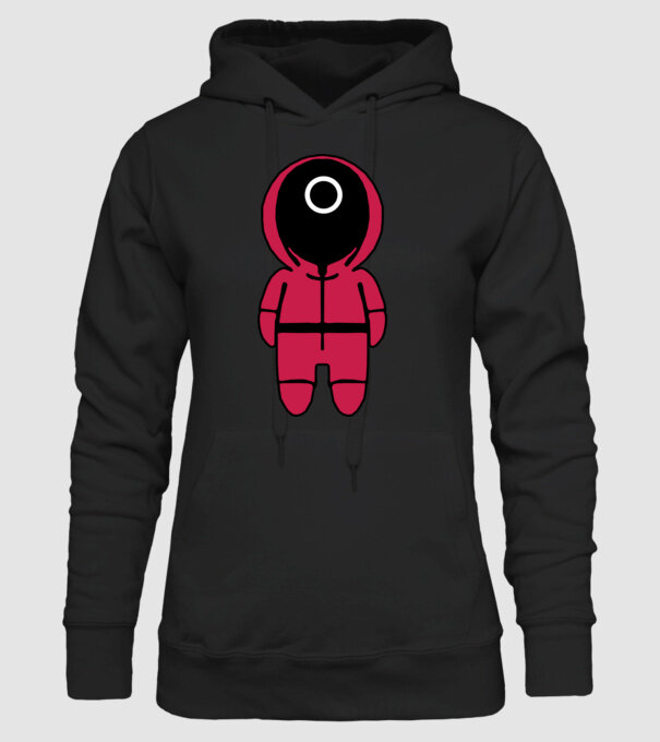 squid game figure model negru pe tricou