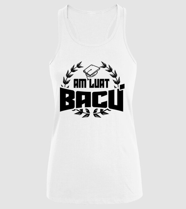 Am luat bacu model alb pe tricou