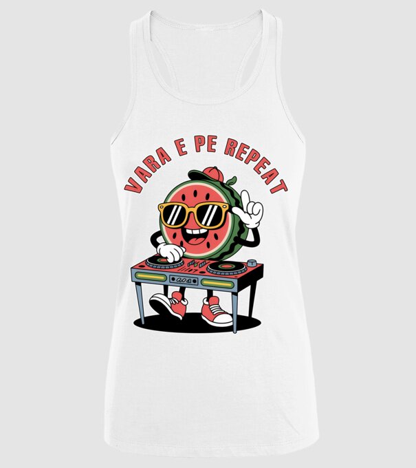 Vara e pe repeat model alb pe tricou