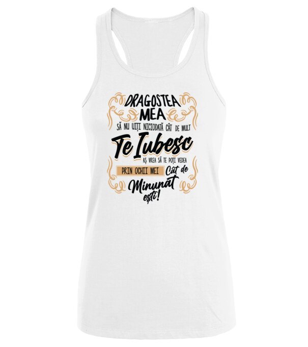  model  pe tricou