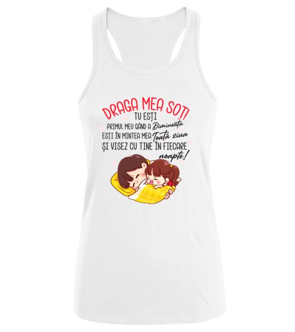  model  pe tricou