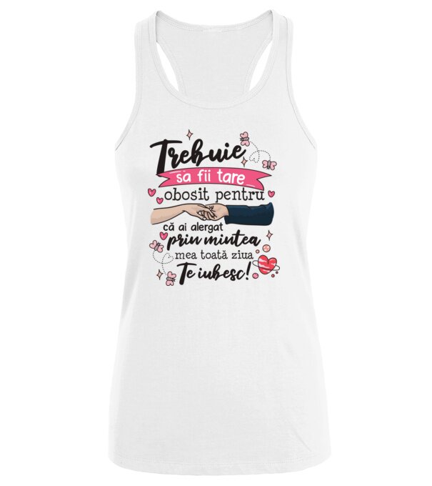 model  pe tricou