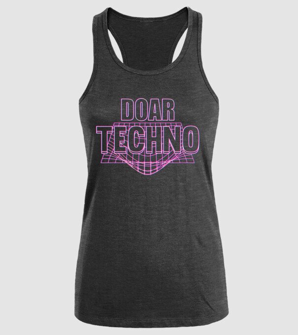 Doar techno model negru pe tricou