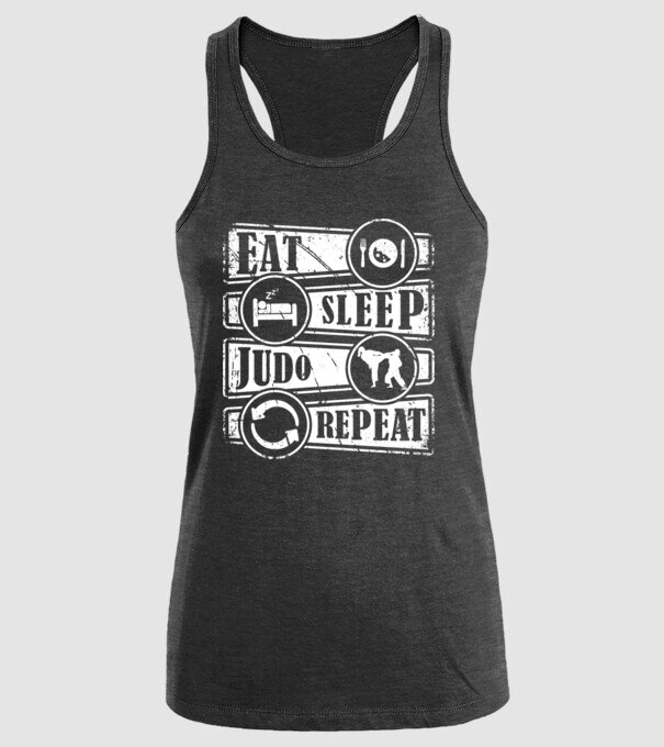 Judo model negru pe tricou