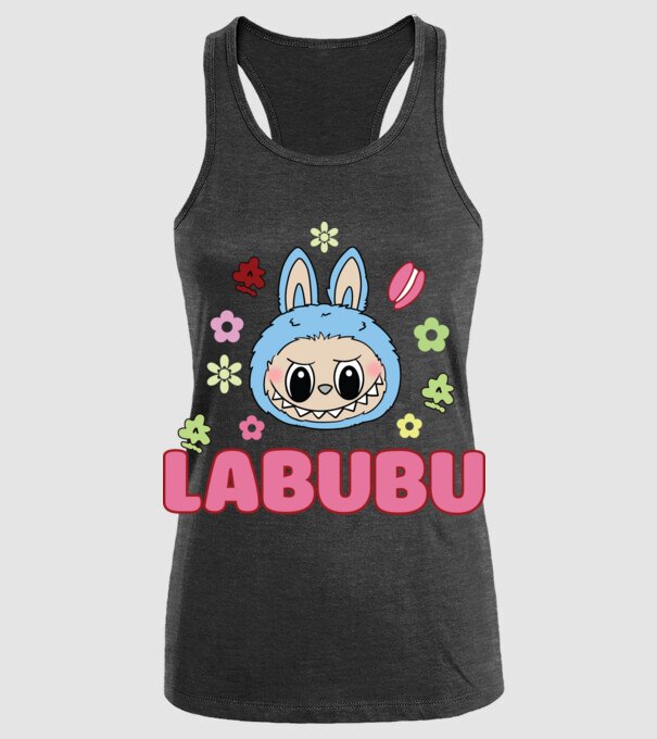 Labubu model negru pe tricou