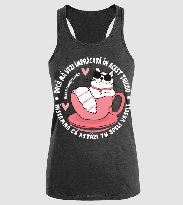 Dacă o vezi îmbrăcată în acest tricou, înseamnă că astăzi tu speli vasele. Mama se odihnește astăzi. model negru pe tricou