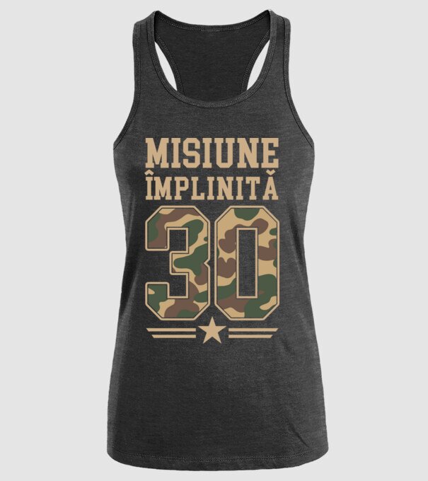 Misiune împlinită 30 model negru pe tricou