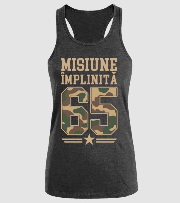 Misiune împlinită 65 model negru pe tricou