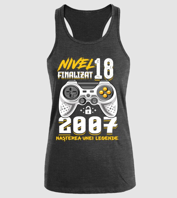 Nivel Finalizat 18 model negru pe tricou