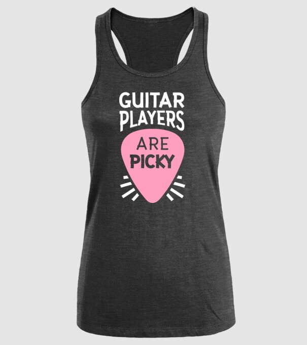 Picky model negru pe tricou