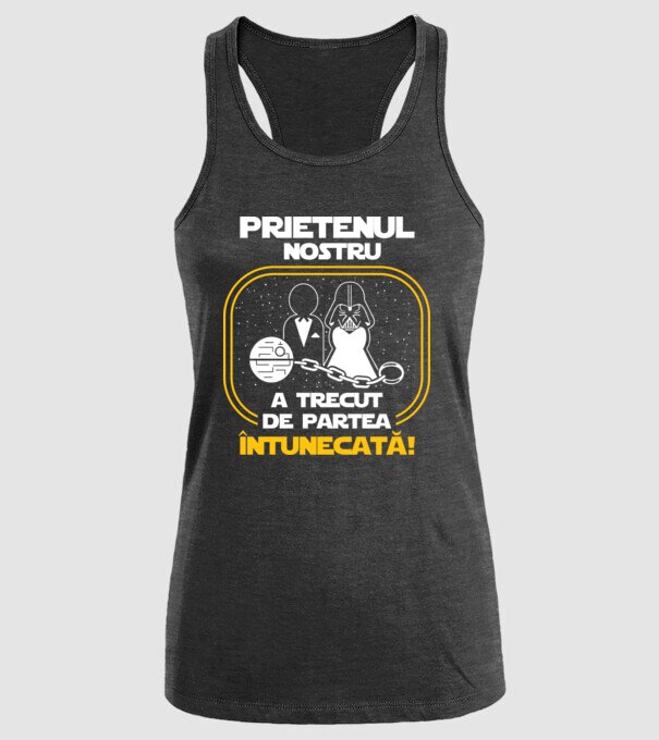 Prietenul nostru a trecut de partea întunecată model negru pe tricou