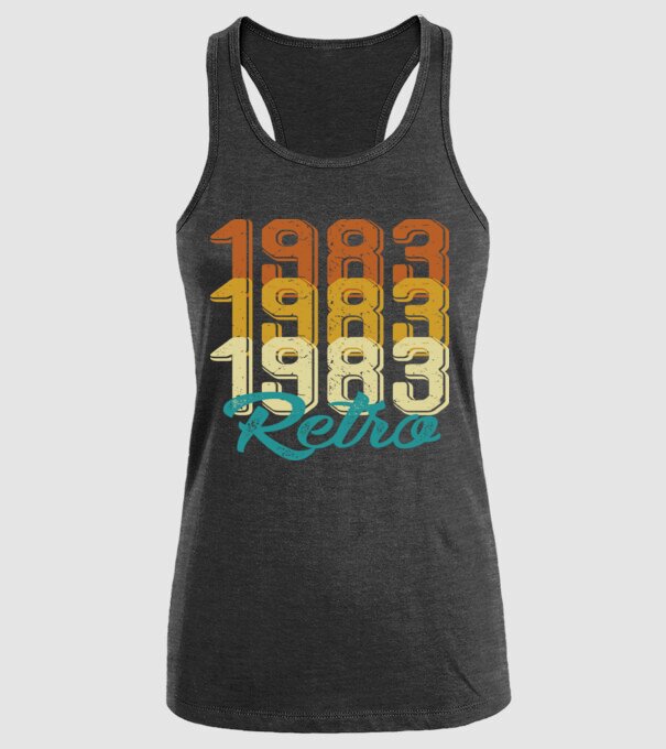 Retro 1983 model negru pe tricou