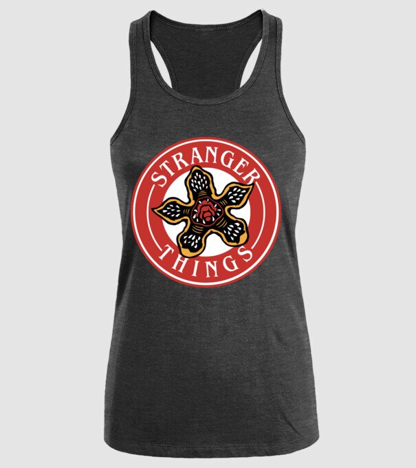 stranger things logo bucks model negru pe tricou