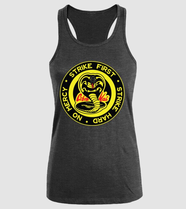 Strike first strike hard logo model negru pe tricou
