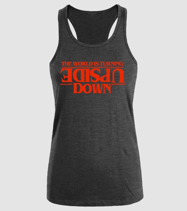 the world is turning upside down model negru pe tricou
