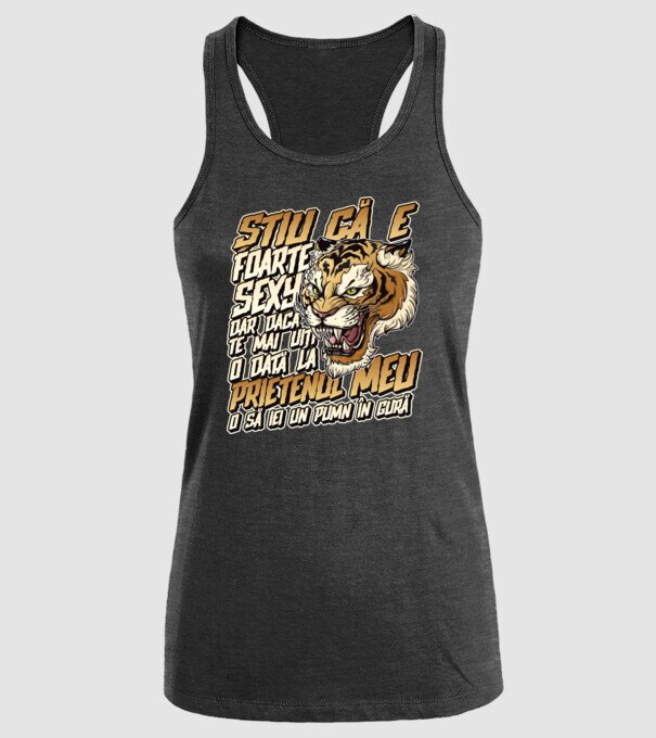 Știu că e foarte sexy, dar dacă te mai uiți o dată la prietenul meu, o să iei un pumn în gură model negru pe tricou