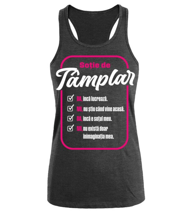  model  pe tricou
