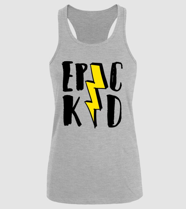 EpicKid model gri pe tricou