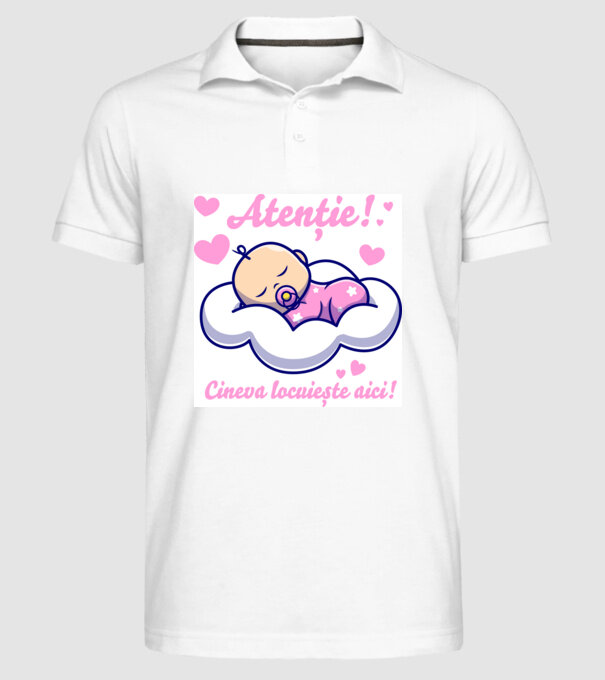 Atenție! Cineva locuiește aici! model alb pe tricou