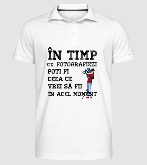 în timp ce fotografiezi poți fi ceea ce vrei să fii - în acel moment model alb pe tricou