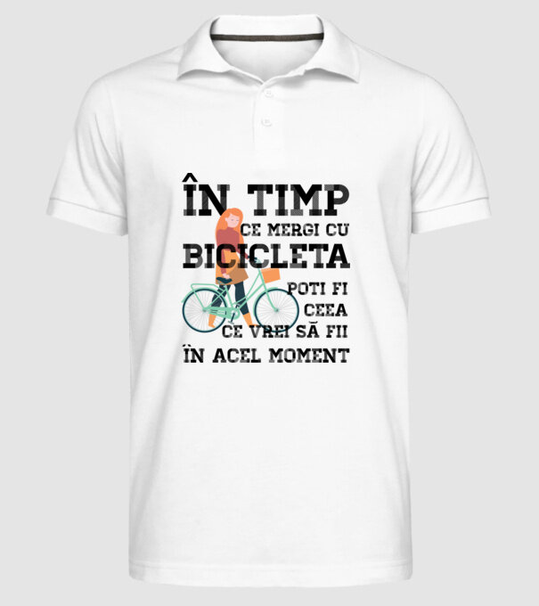 în timp ce mergi cu bicicleta poți fi ceea ce vrei să fii - în acel moment model alb pe tricou