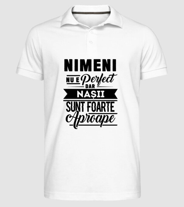 Nimeni nu e perfect, dar nașii sunt foarte aproape model alb pe tricou