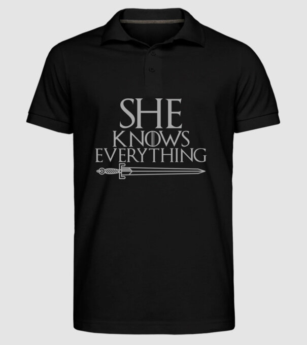 Cuplu She knows everything model negru pe tricou