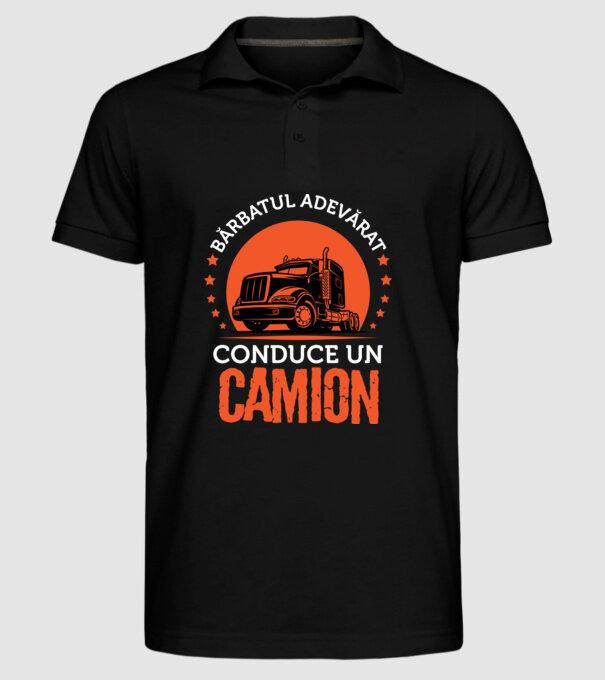 Bărbatul adevărat conduce un camion model negru pe tricou