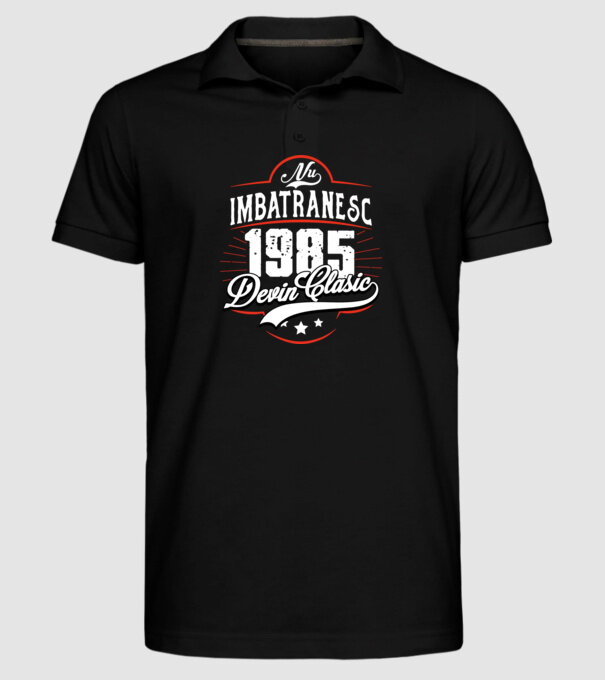 Devin Clasic - 1985 model negru pe tricou