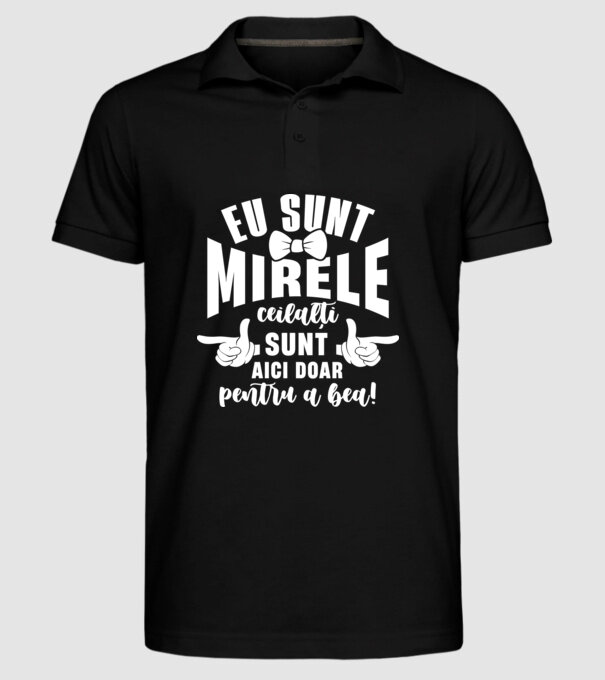 Eu sunt mirele model negru pe tricou